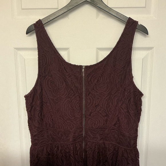 Elegant Lace Sleeveless Dress - Burgundy/Dark purple plus size - Picture 6 of 12